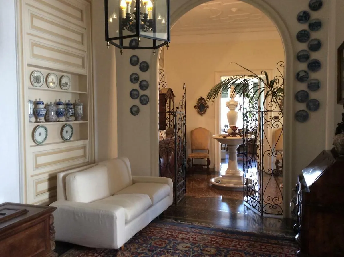 B&B Fiera Del Mare Genoa 2*,